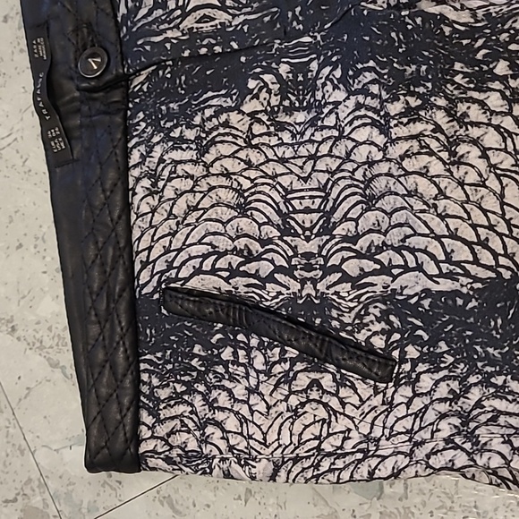 Zara Trafaluc Pants - Picture 2 of 8